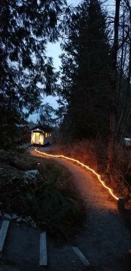 A Tiny Escape Βίλα Roberts Creek Εξωτερικό φωτογραφία